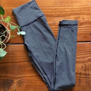 Lululemon Wunder Under leggings